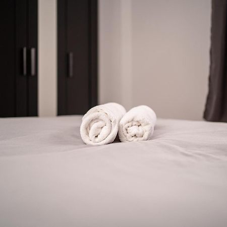 Central Apartment In Belfast City Centre - Sleeps 5 People Kültér fotó