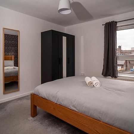 Central Apartment In Belfast City Centre - Sleeps 5 People Kültér fotó