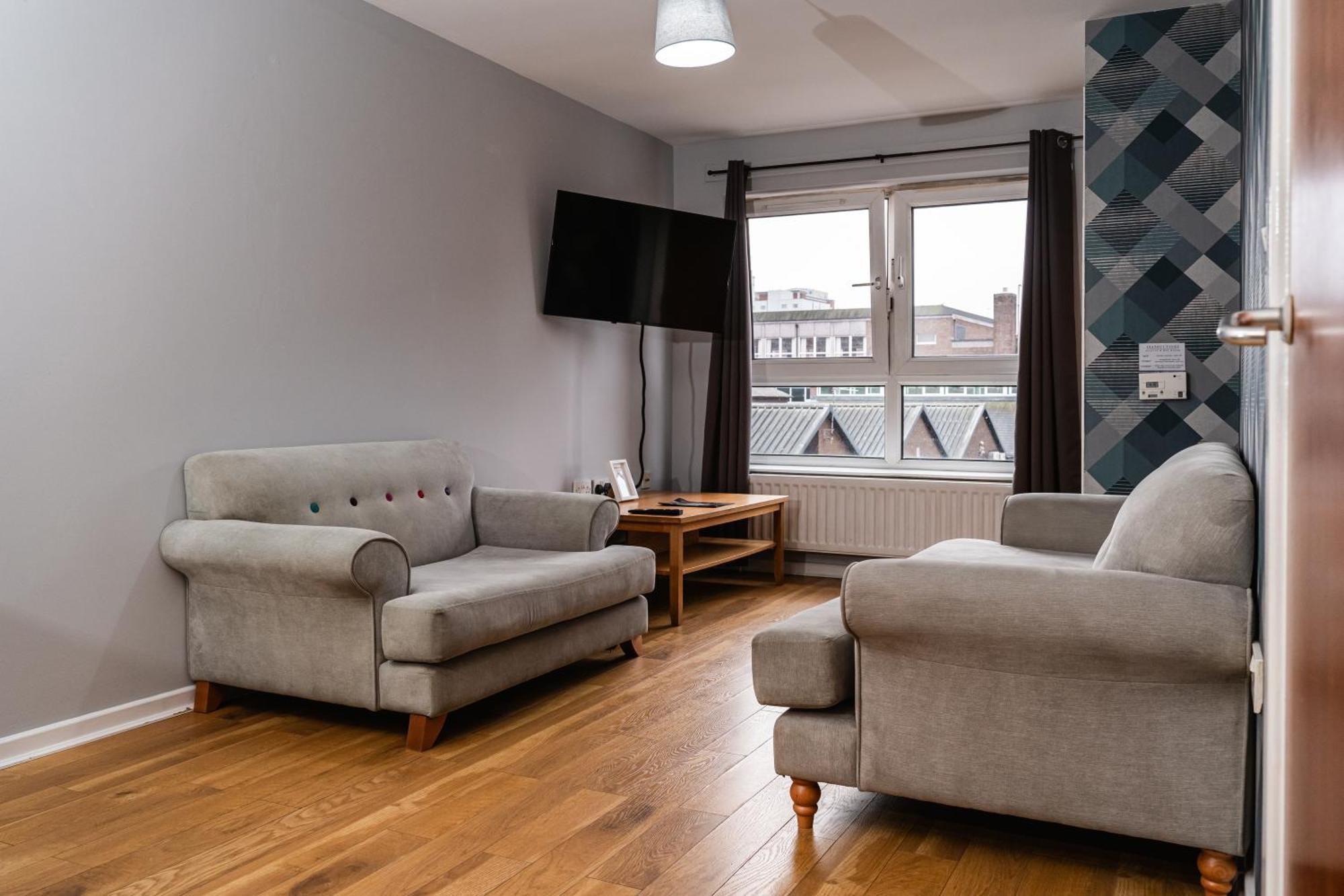 Central Apartment In Belfast City Centre - Sleeps 5 People Kültér fotó