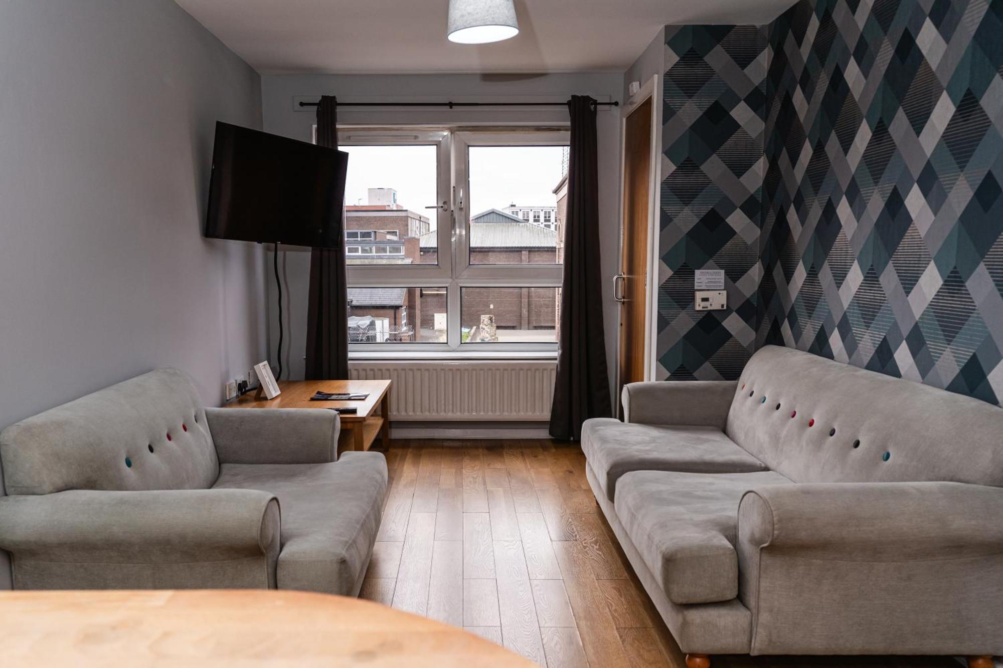 Central Apartment In Belfast City Centre - Sleeps 5 People Kültér fotó